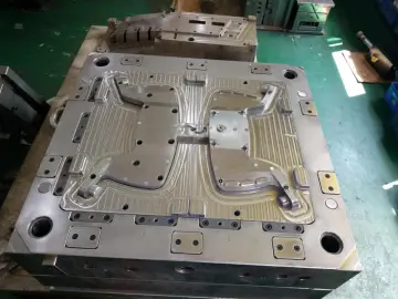 High life molding with big samples