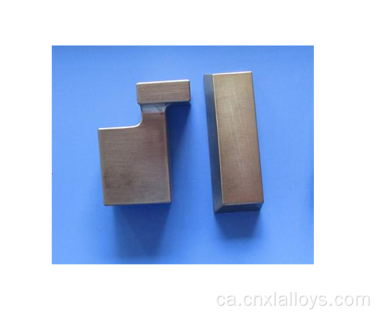 Tractament de precisió de materials densos basats en tungstè