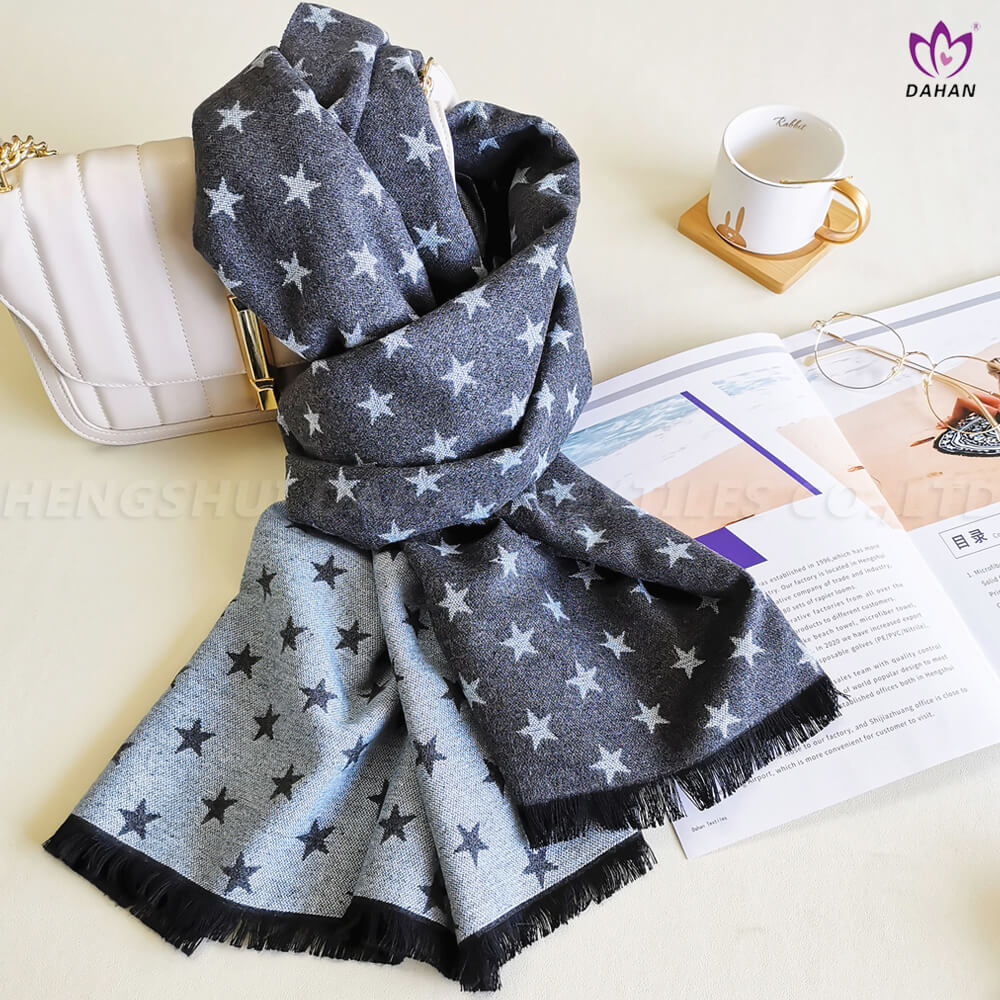 Bk109 Star Jacquard Tassel Scarf 1