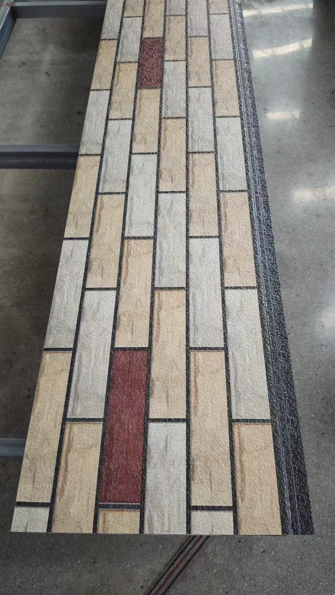 Modern Multi-Tone PU Insulated Wall Panels for Construction
