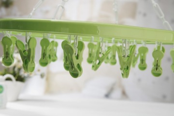 Ovil Plastic Drying Hanger Laundry Hanger,24 clips