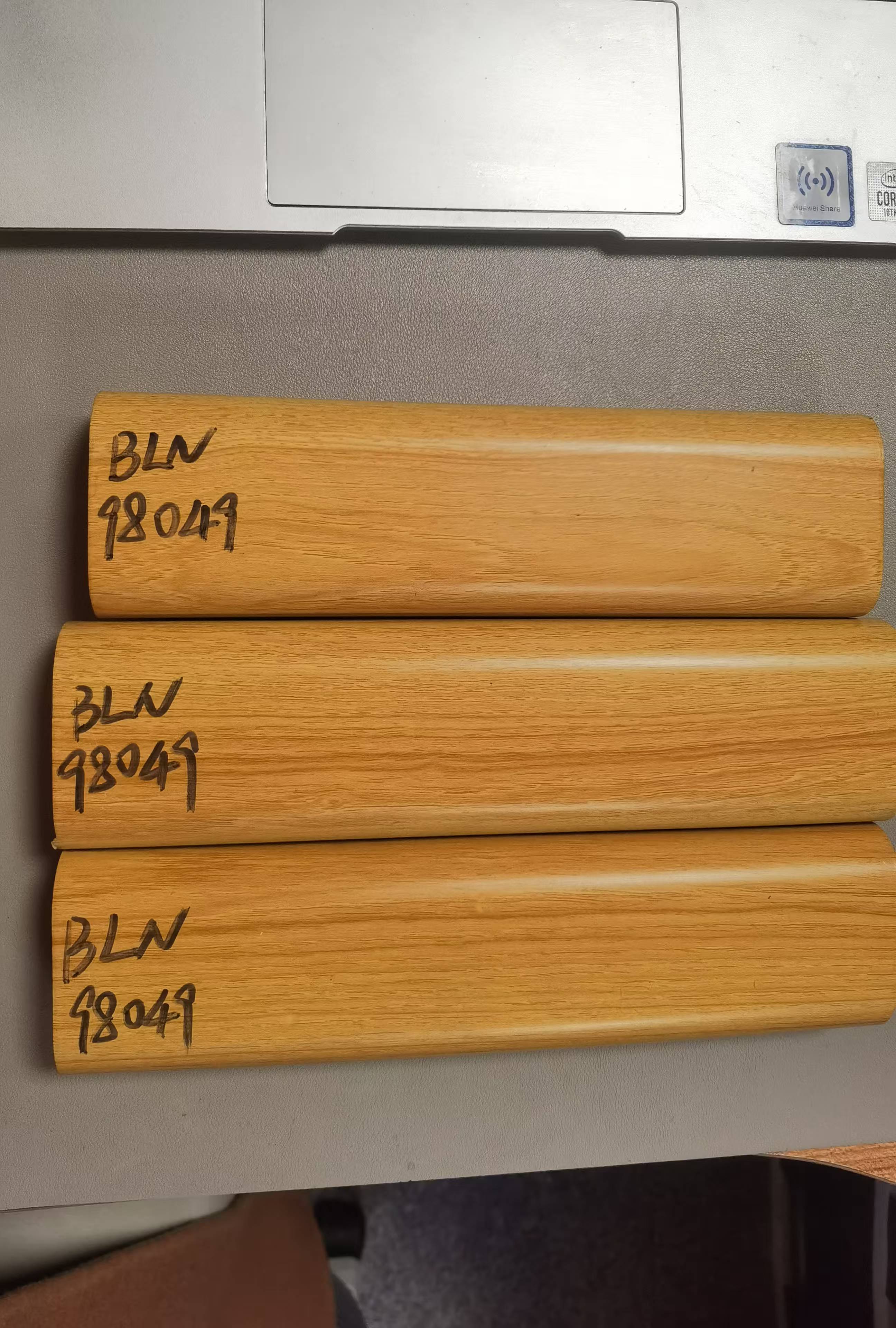 Aluminum alloy extrusion wooden coating profiles