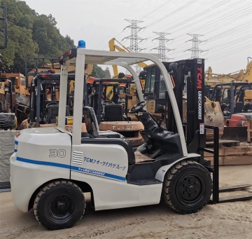 Japan Original TCM FD30 3 Ton Diesel Forklift - Duplex Triplex FD30T6 Cheap Price