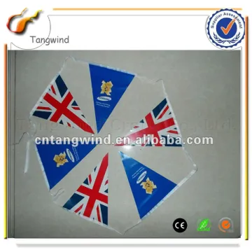 Triangle Bunting string flag