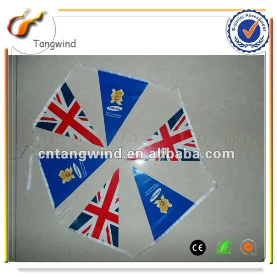 Triangle Bunting string flag