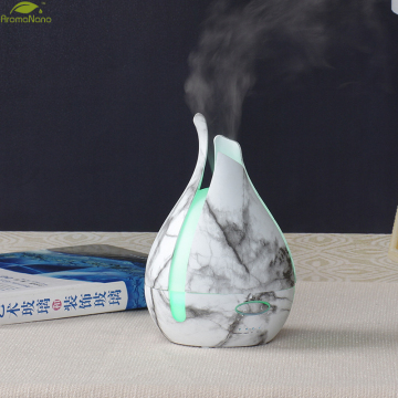 Aranmanano 200ml Air USB Diffuser Air Electric Rooma مع ضوء LED