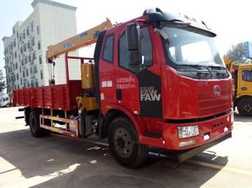 FAW 6.3ton 4X2 Truck Mounted with Crane