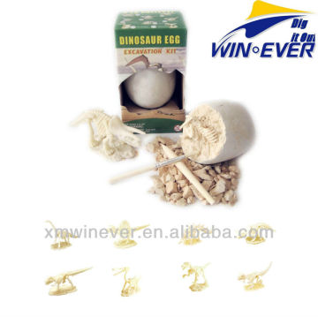 Dino Skeleton in Egg, 8 assorted.