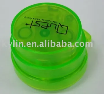 plastic staples stapler