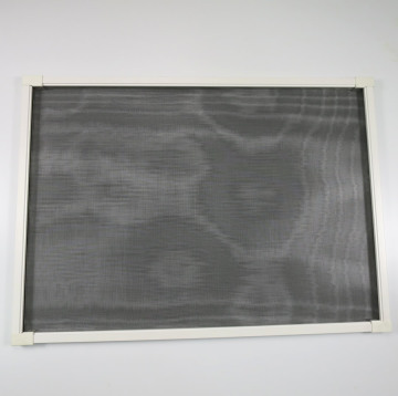 Aluminum telescopic flyscreen window