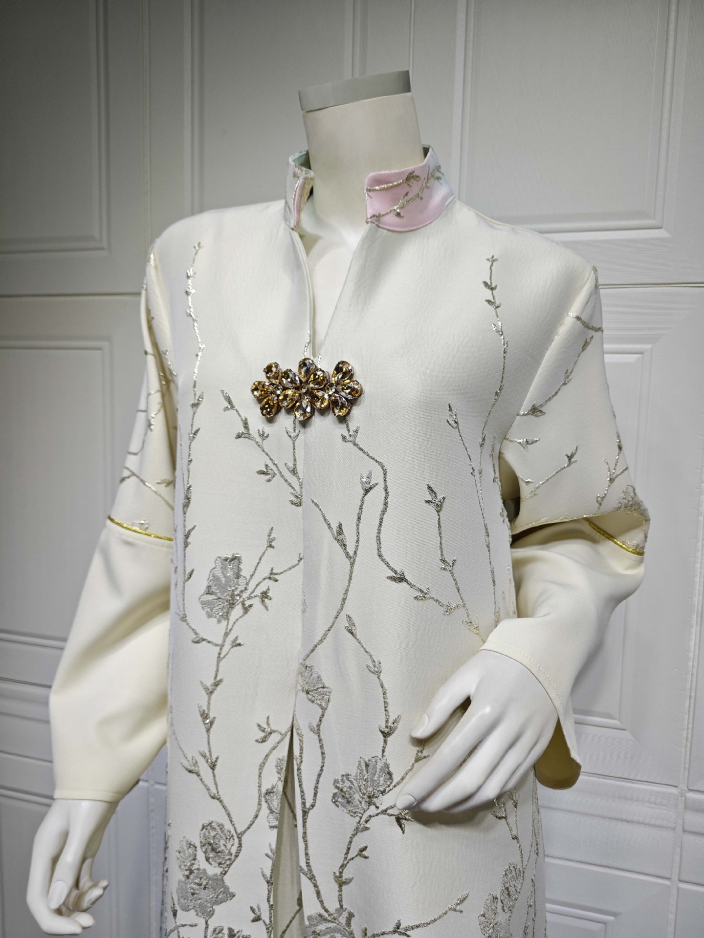Floral Embroidered Gradient Abaya Dress