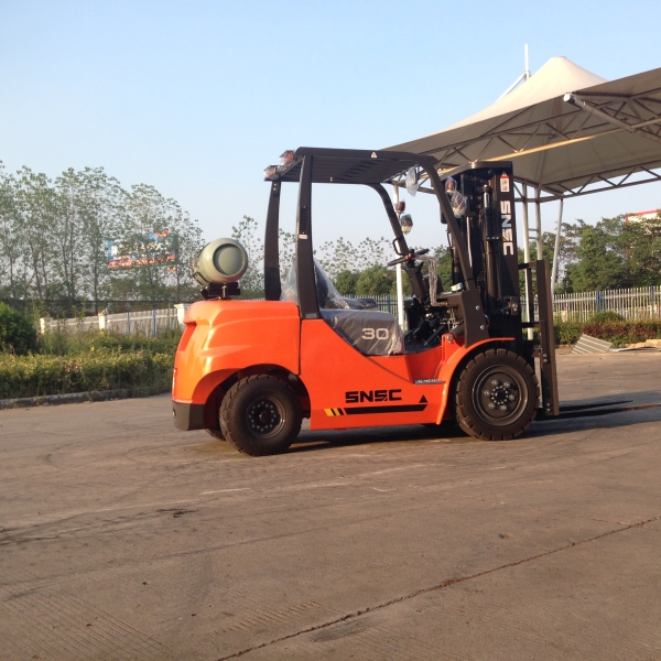 LPG Fork lifter