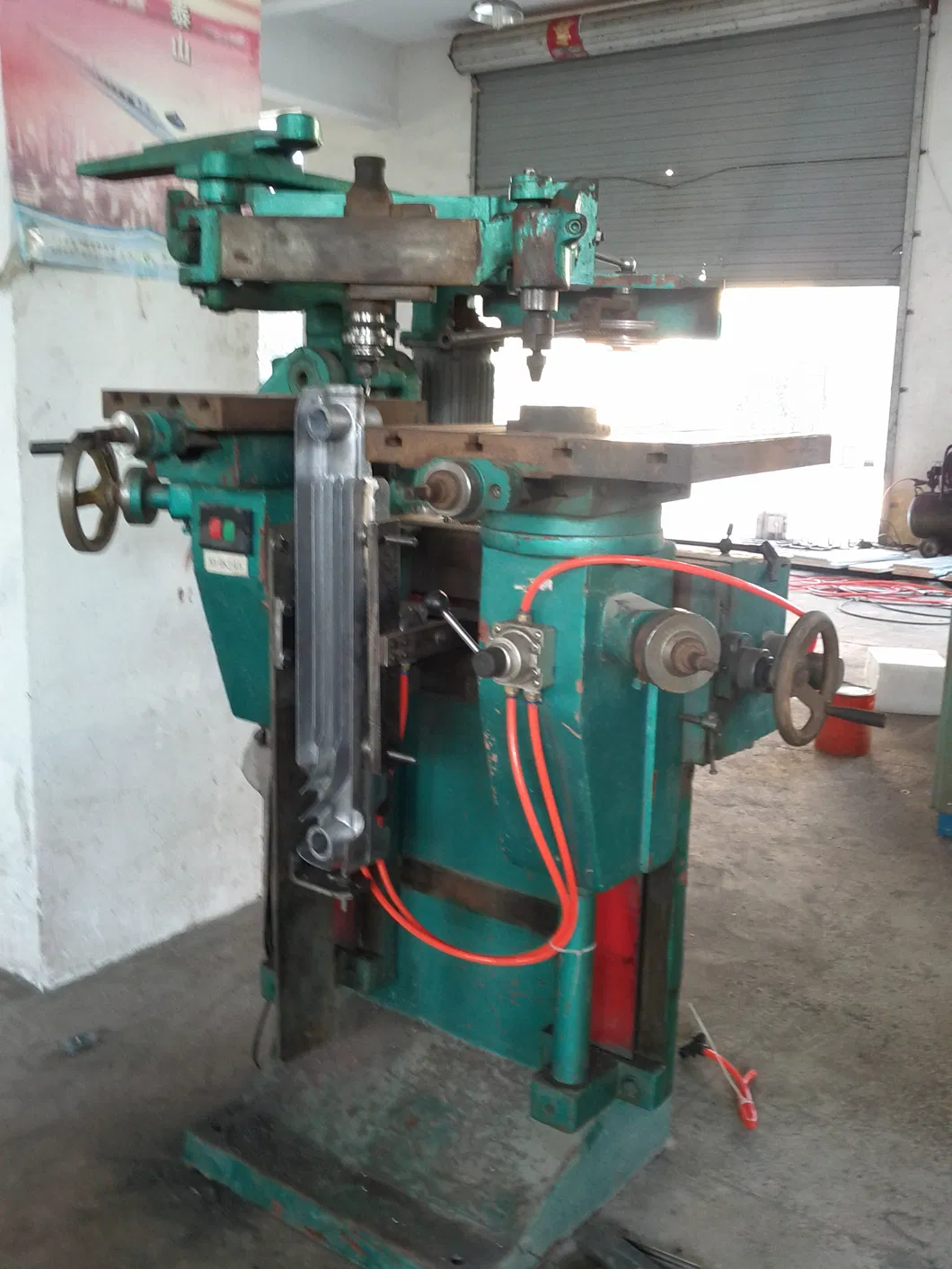 Durable Deburring Machine for Aluminum Radiator Welding
