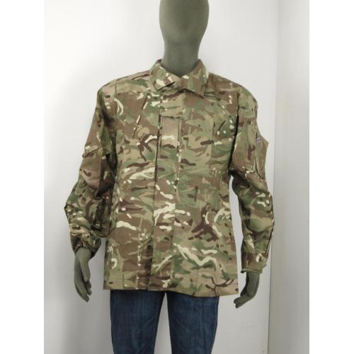 Uniforme militare ignifuga intrinsecamente aramidica