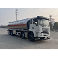 Dongfeng 8 × 4 caminhão -tanque de petróleo 30,2m³