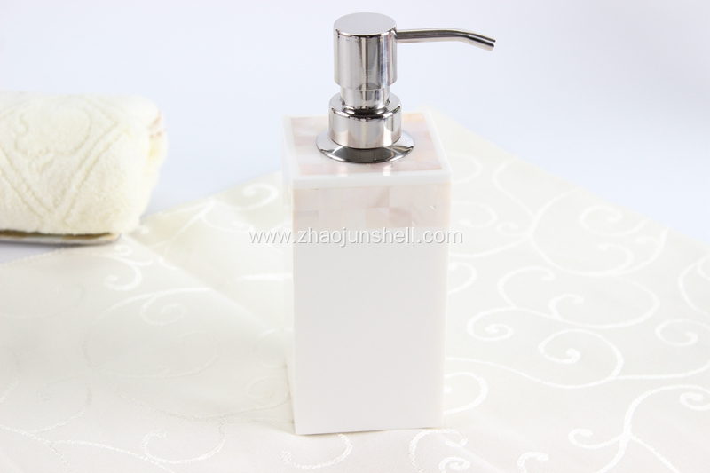 Star Hotel Hand Soap Dispenser with River Shell