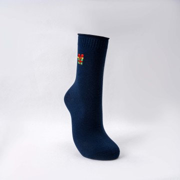 Женские чулки до середины икры.