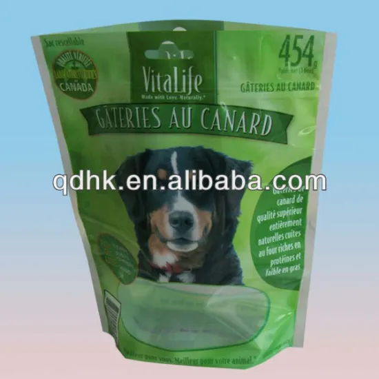 Resealable bottom gusset plastic pet food bag