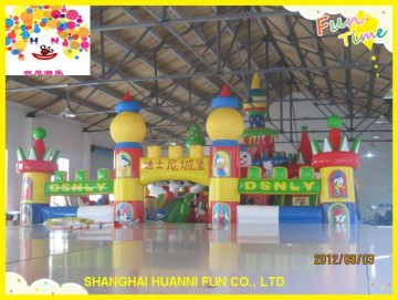 2015 New design PVC big inflatable bouncy castle, adult bounce house for sale                        
                                                Quality Assured