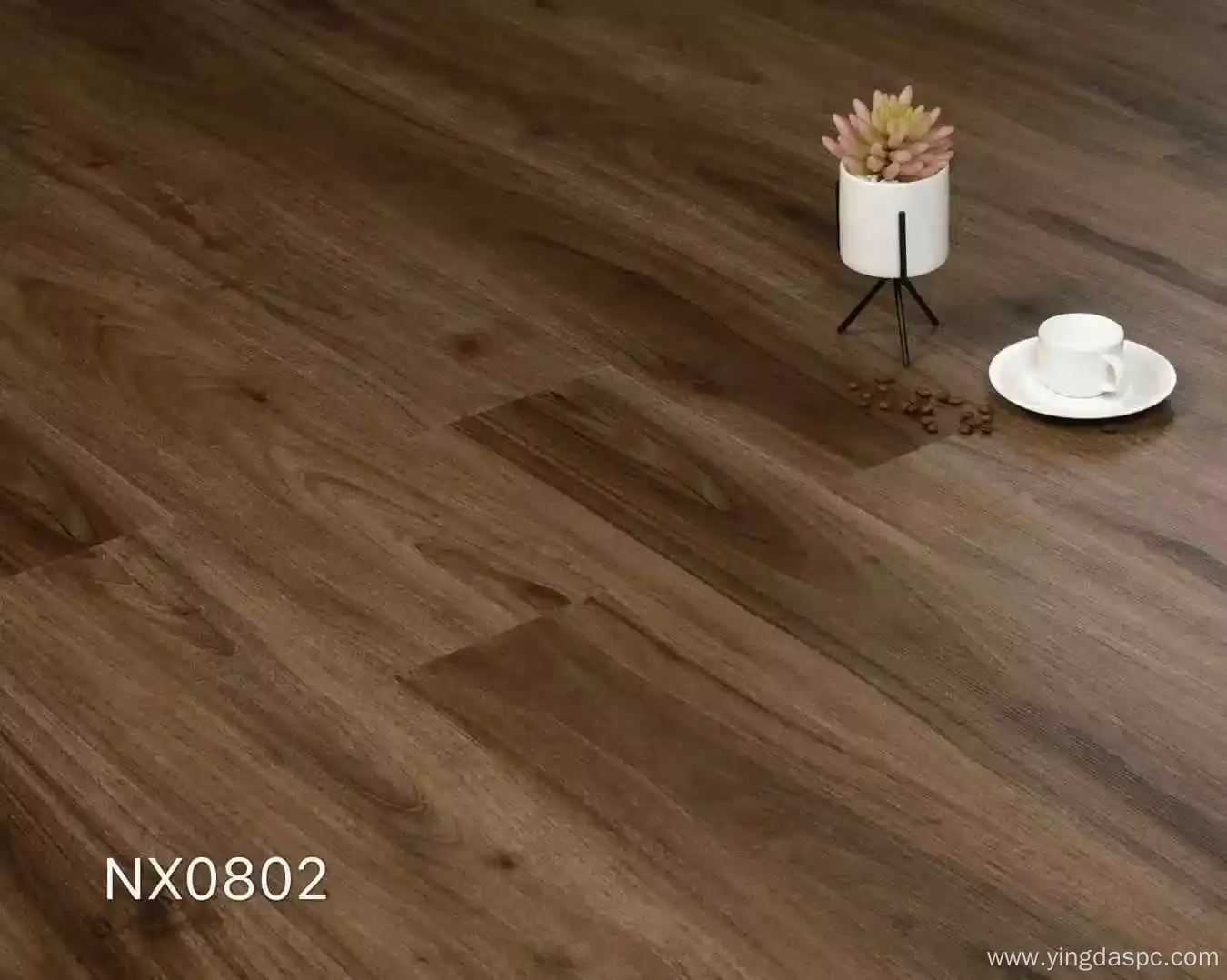 Eco-Friendly Vinyl Floor with Waterproof Nature