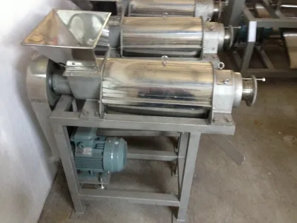 Screw Coconut Juicer: Coconut Juice Making Machine