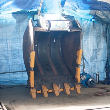 دلو الصخور R350LC-9V