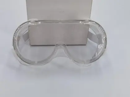 High light transmission multifunctional goggles