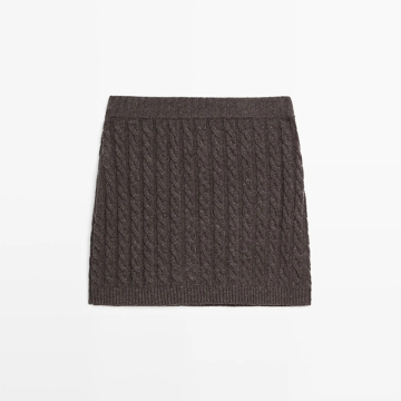 Women's minimalist and versatile style ultra short skirt knitted half skirt
