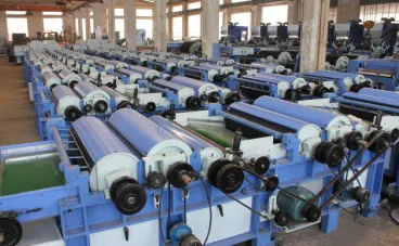 Efficient Textile Processing: Flat Carding Machine Essential for Production