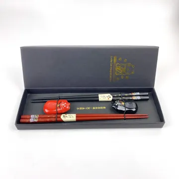 2024 New Arrival Cute Cartoon Lucky Cat High End Chopsticks Set with Elegant Holders