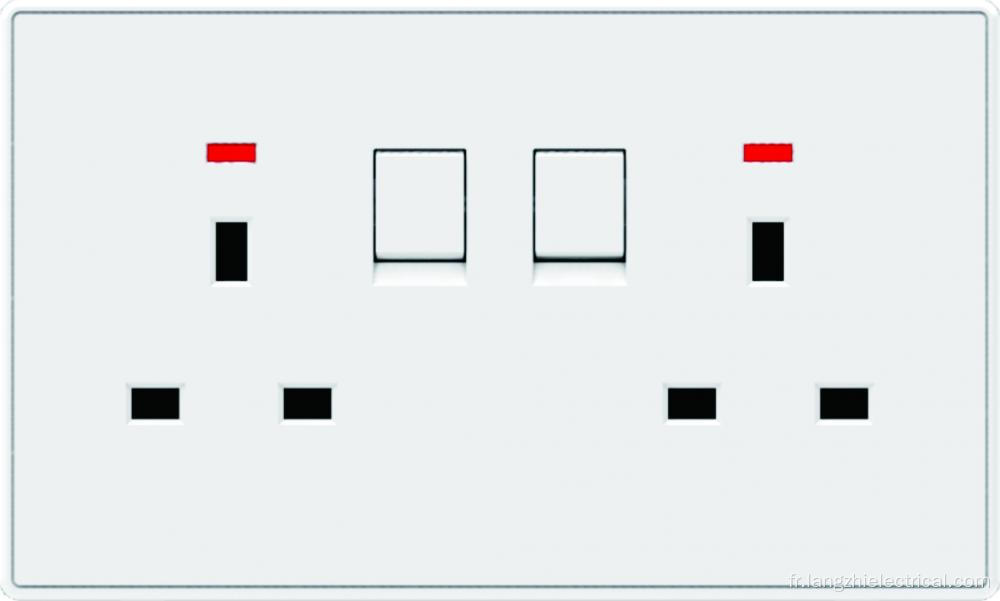 Socket 2Gang 13A avec interrupteur