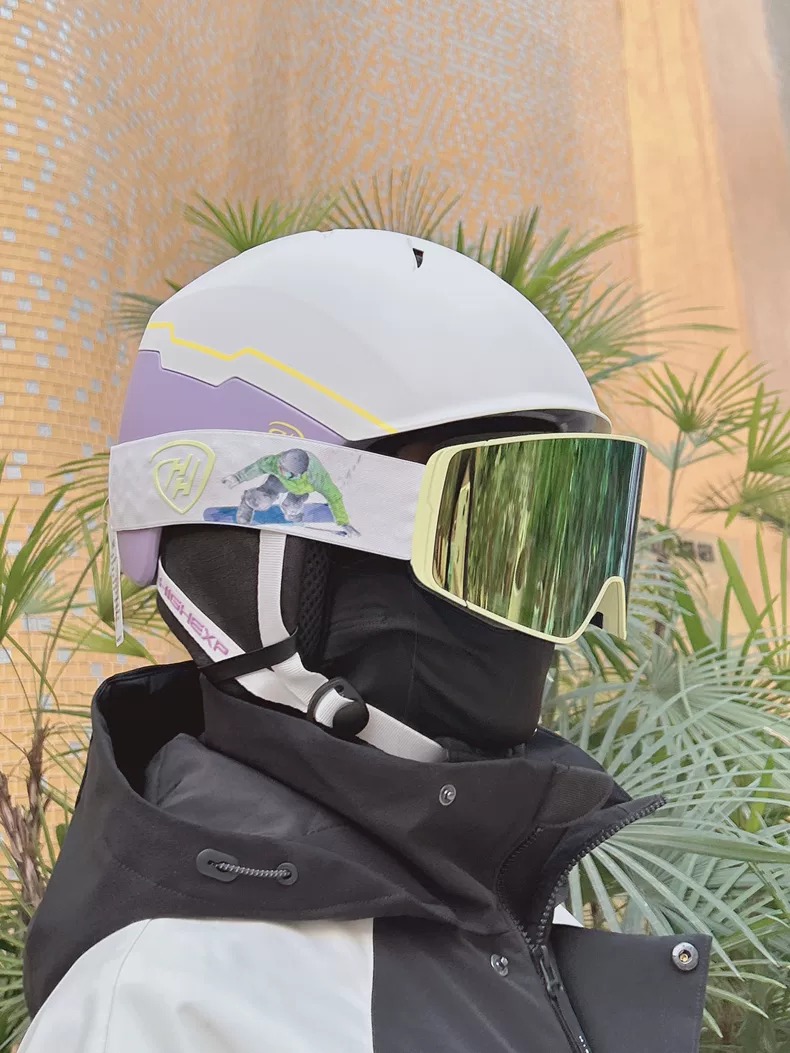 Ski Equipment Men's Snowboard Safety Helmet