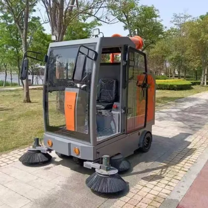 New Energy Three-Wheel Sprinkler Sweeper for Asphalt Roads