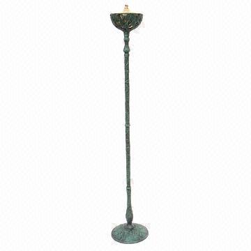 Cast iron torch, powder painted, measures 26x152cm, decorations in garden