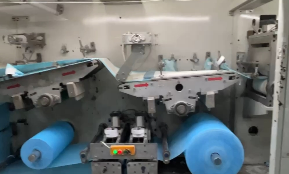 Full-automatic Production line of under pad (