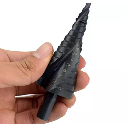 Buena calidad de 4-32 mm Triangle Spiral Step Cone HSS Hex Shank Hyper Stepped Drill Bits para metal