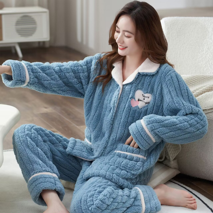 Suavidade indulgente encontra loungewear elegante
