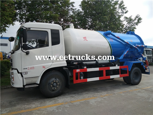 10 CBM Dung Suction Trucks