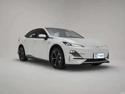 2025 Shenlan SL03 and Changan Deepal SL03 Hybrid Electric Sedans