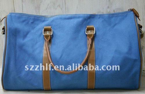 canvas shoulder bag in practical color