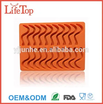 100% FDA Silicone Gummy Worm Mold With a 5 ml Dropper