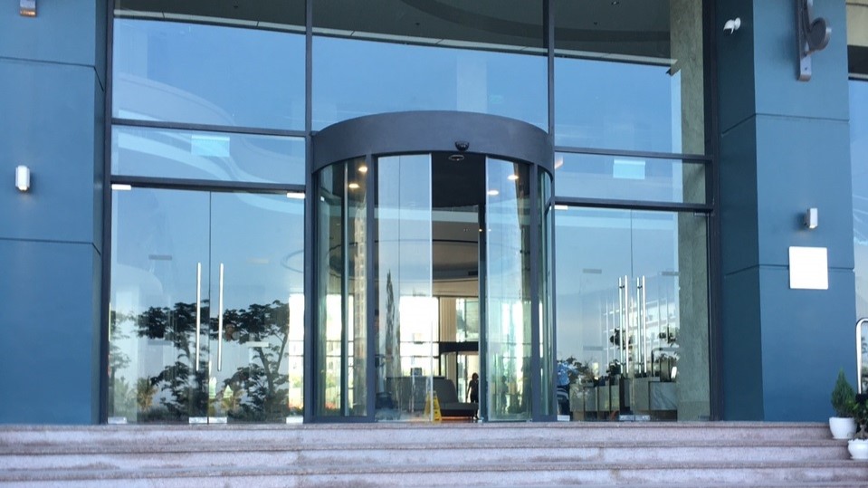 Modern Commercial Spaces