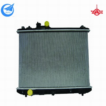 Radiatore in alluminio auto per Suzuki Swift Suzuki Jimny (1770082A00 1770080A00 1770081A00)