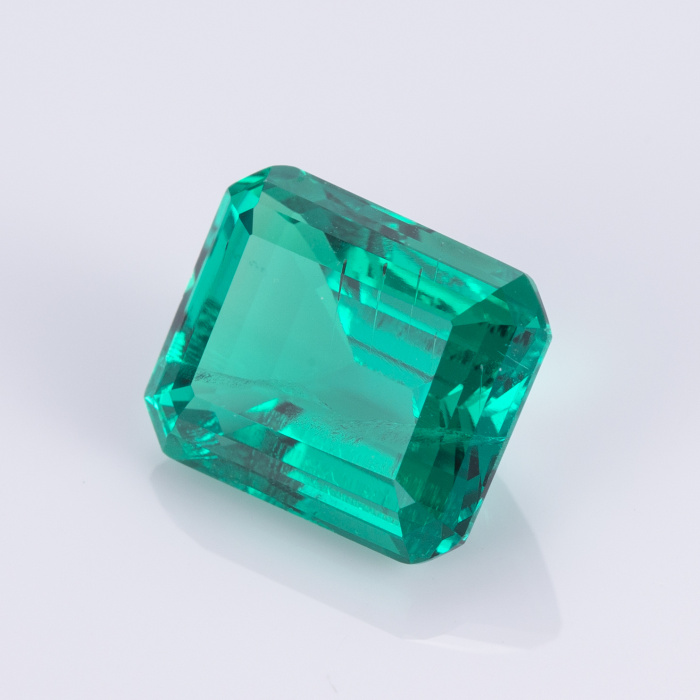 Colombian Emerald 7x11 Lab Grown Gemstone