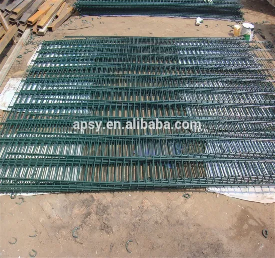 Manufacturer of Electro-Galvanized Welded Wire Mesh Fence/Airport Fence/Lowest Price Welde Mesh Fence