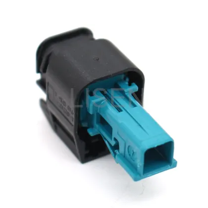 TE Connectivity 1 Pin Automotive Waterproof Electrical Wire Connector