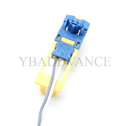 8Z0972562A Amphenol 2 Pin Auto Wire Connectors - Blue and Yellow for Audi VW Seat