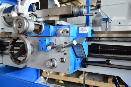 Hot Sell Micro Tornos para Metal C6241 Bench Lathe Machine Tool