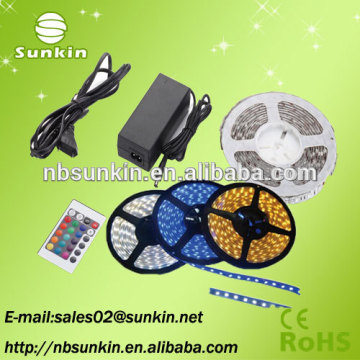 SMD 2835 DC12V IP65 IP65 IP67 LED Strip مع شهادة CE ROHS