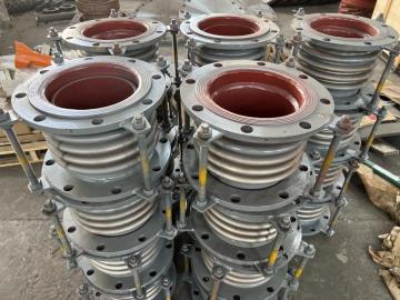 Verarbeitung nichtmetaler Expansionsgelenks